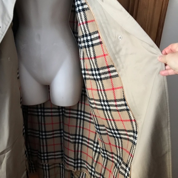 Authentic Vintage BURBERRYS’ trench coat size 10 X-Long with zip out lining - Picture 6 of 12